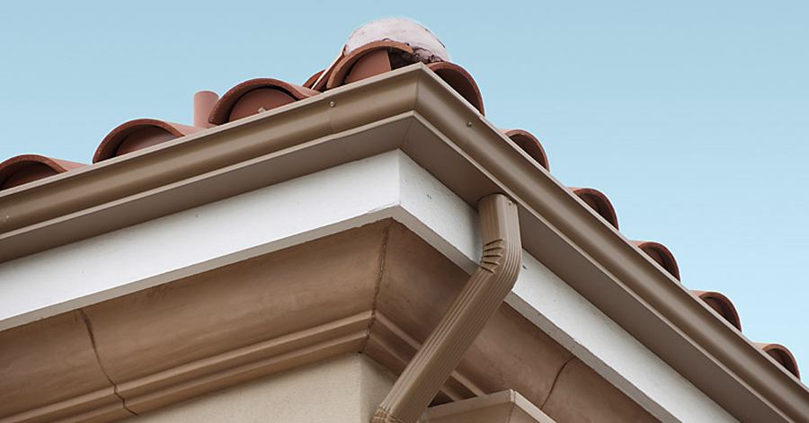 Essential Tips for Maintaining Your Home’s Gutter System